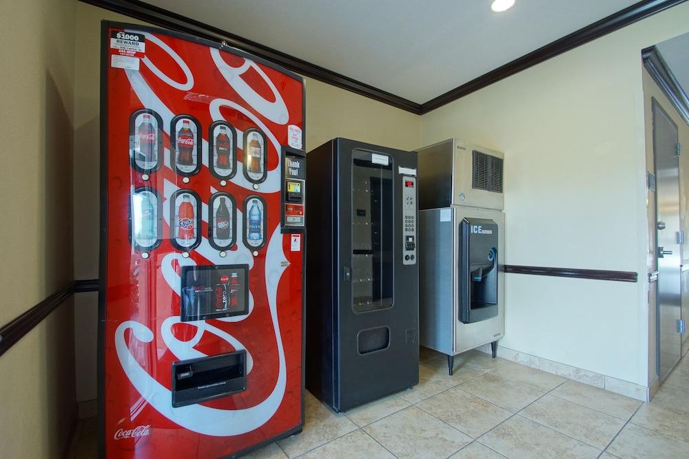 Days Inn By Wyndham Baton Rouge I-10 Prairieville Экстерьер фото
